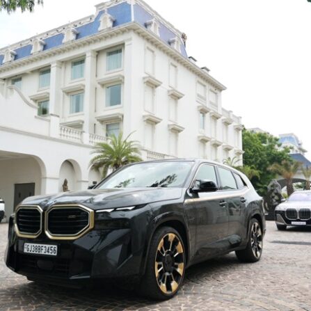 BMW – Drive  to Taj