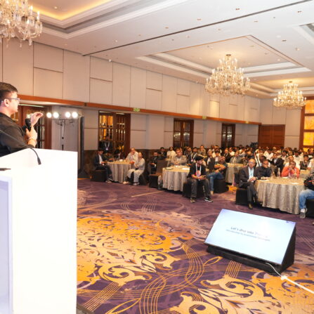 ET – Crypto Summit